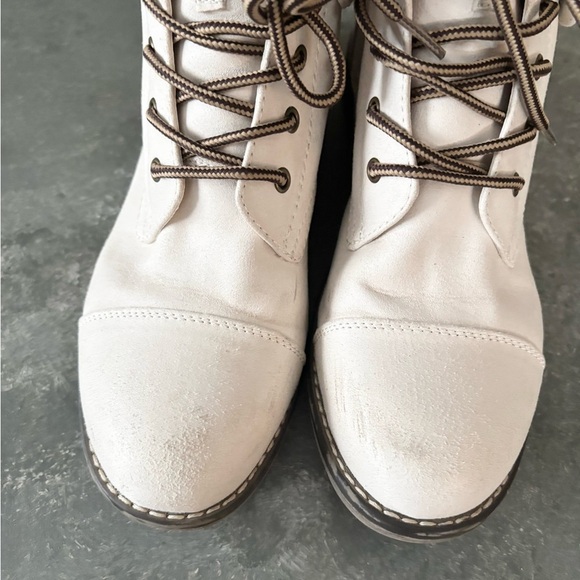 CLIFFS BY WHITE MOUNTAIN Duena Boot Winter White/Burn/Fab/Fleece 7.5 white tan - Picture 3 of 7